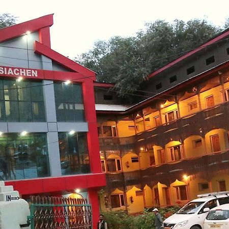 Siachen Hotel Kargil Exterior photo