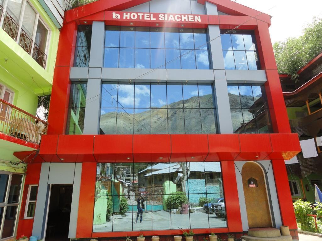 Siachen Hotel Kargil Exterior photo